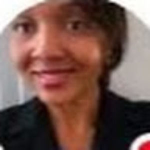 Meet your Posher, Claudia